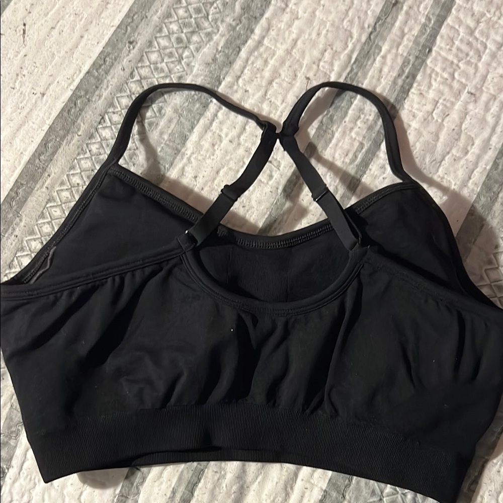 Athleta Black Sports Bra with Adjustable Straps Medium D/DD - Picture 5 of 6